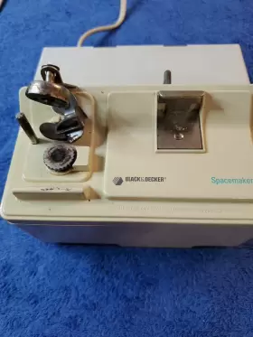 EC-60G BLACK DECKER Spacemaker Cabinet Opener Bracket #2