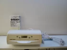 EC950 BLACK DECKER Opener Spacemaker Cabinet Clock