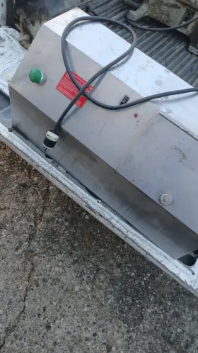 CH-5000 EDLUND Electric Crusher