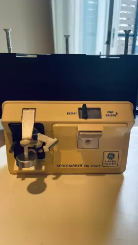 D2EC60 GE General Electric Spacemaker Opener Cream #2
