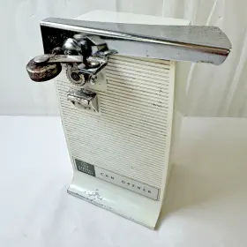 Ge L5ec18 Vintage 1950s Electric Can Opener Model White Countertop Bottle