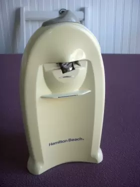 76600 HAMILTON BEACH Proctor Silex Electric Opener