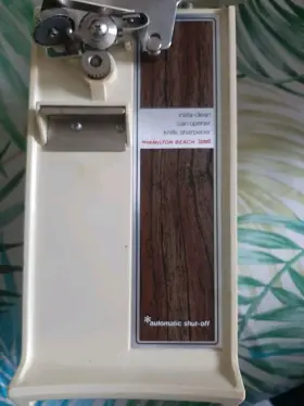 835-1 HAMILTON BEACH Electric Opener Scovill #2
