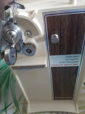 835-1 HAMILTON BEACH Electric Opener Scovill #3