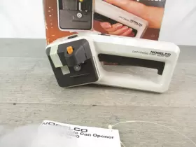 CO5000 NORELCO Rechargeable Handheld Opener Wall Mount Box #3