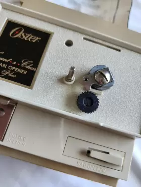 562-16 OSTER Spacesaver Cabinet Bottle Opener Incomplete #2