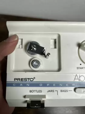 05605 PRESTO Aboveall Automatic Cabinet Opener #2