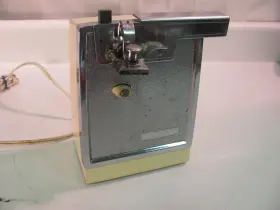 776R RIVAL Electric Opener