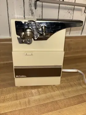 781-1 RIVAL Electric Opener