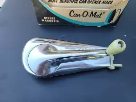 DL245-S RIVAL Mat Manual Kitchen Wall Mount Crank Opener #3