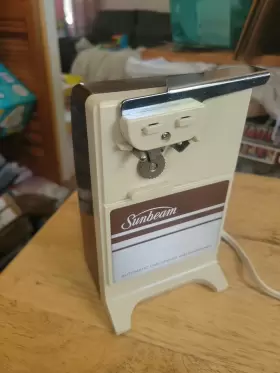05236 SUNBEAM Electric Opener Knife Sharpener Nos