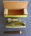 Vintage Hamilton Beach Scovill Electric Knife Avocado Model 275 - 2g In Box. Fixed Price $9.95.