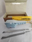 Dominion Vintage Electric Knife Set Carving 2805 W 8.5" Blade With Plastic Case. Fixed Price $12.99.