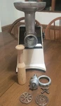 Vintage Sears Heavy Duty Meat Grinder Hostess Center Model No 400.82602, Works. Fixed Price $34.95.