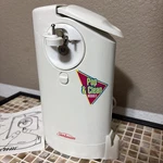 Sunbeam Can Opener Pop & Clean Extra Tall Counter Top 3114 New Open Box. Fixed Price $35.00.