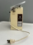 Vintage General Electric Can Opener Knife Sharpener Ge D3-ec33 Beige/brown Works. Fixed Price $24.98.