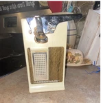 Farberware 247 Electric Automatic Can Opener, 120w 120v White Plastic Vintage.. Fixed Price $17.00.