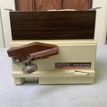 Robeson Space Encounter Under Cabinet Saver Can Opener Spacemaker.. Fixed Price $27.49.