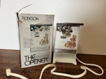 Robeson Ro-101 Electric Can Opener W/ Knife & Scissors Sharpener, White/brown. Fixed Price $35.00.