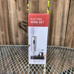 Circle Joy Battery Operated Electric Wine Bottle Opener Corkscrew Gift Set New. Fixed Price $18.00.