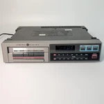 Vtg Ge/general Electric 7-4265a Tape Am/fm Radio Under Cabinet Clock Works. Fixed Price $23.52.